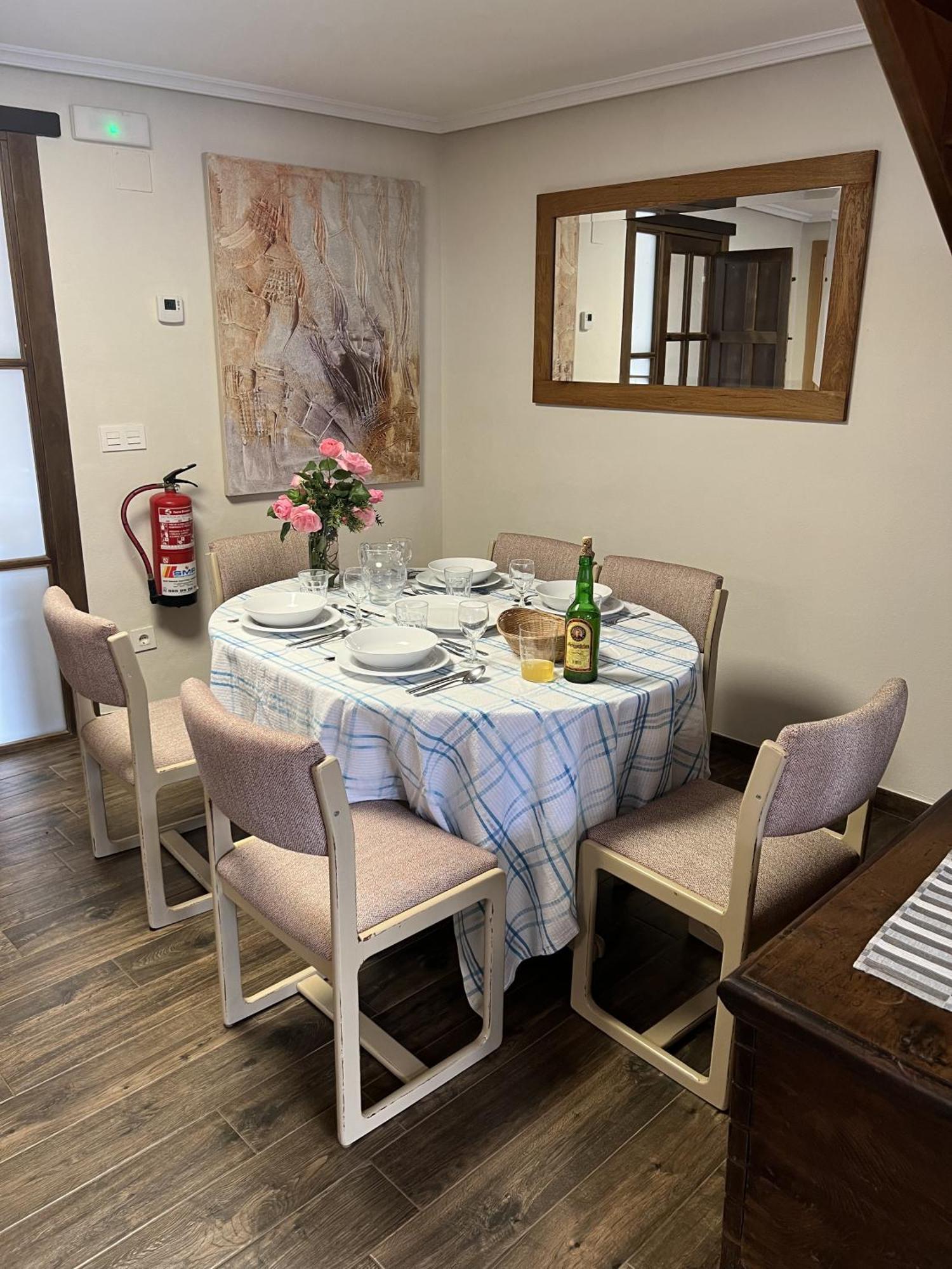 Casa Boni Y Florina Villa Nava Eksteriør bilde